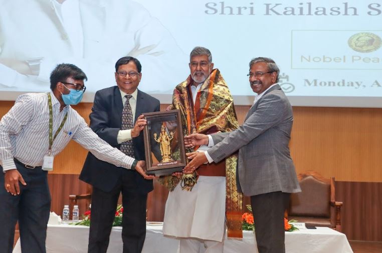 Nobel Laureate Kailash Satyarthi Addressed SRM AP Students in an Event Organised on "Compassionate Youth Leadership: Key to Building a Better Future"
