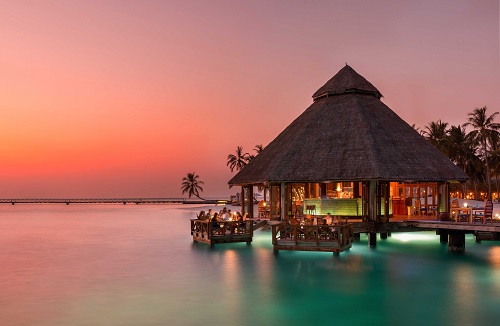 Conrad Maldives Invites You for Their Tropical Festive Celebration this Forthcoming Season