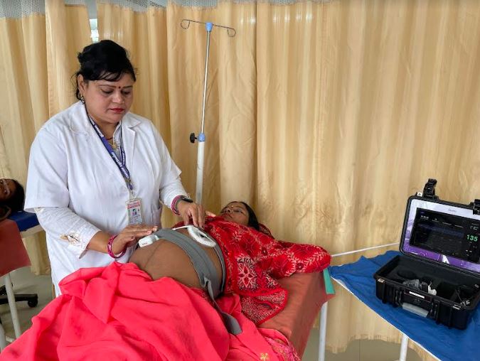 Medulance Ties up with Janitri to Install Fetal-Maternal Remote Monitoring System in Ambulances