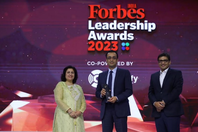 Max Healthcare CMD Dr. Abhay Soi Wins Forbes India 'Entrepreneur of the Year' Award