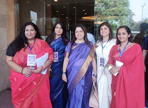 Meenakshi Lekhi, BRICS CCİ WE Kadınlar Zirvesi'nde Sürdürülebilir Kalkınma İçin Kadınların Eşit Katılımına Çağrıda Bulundu